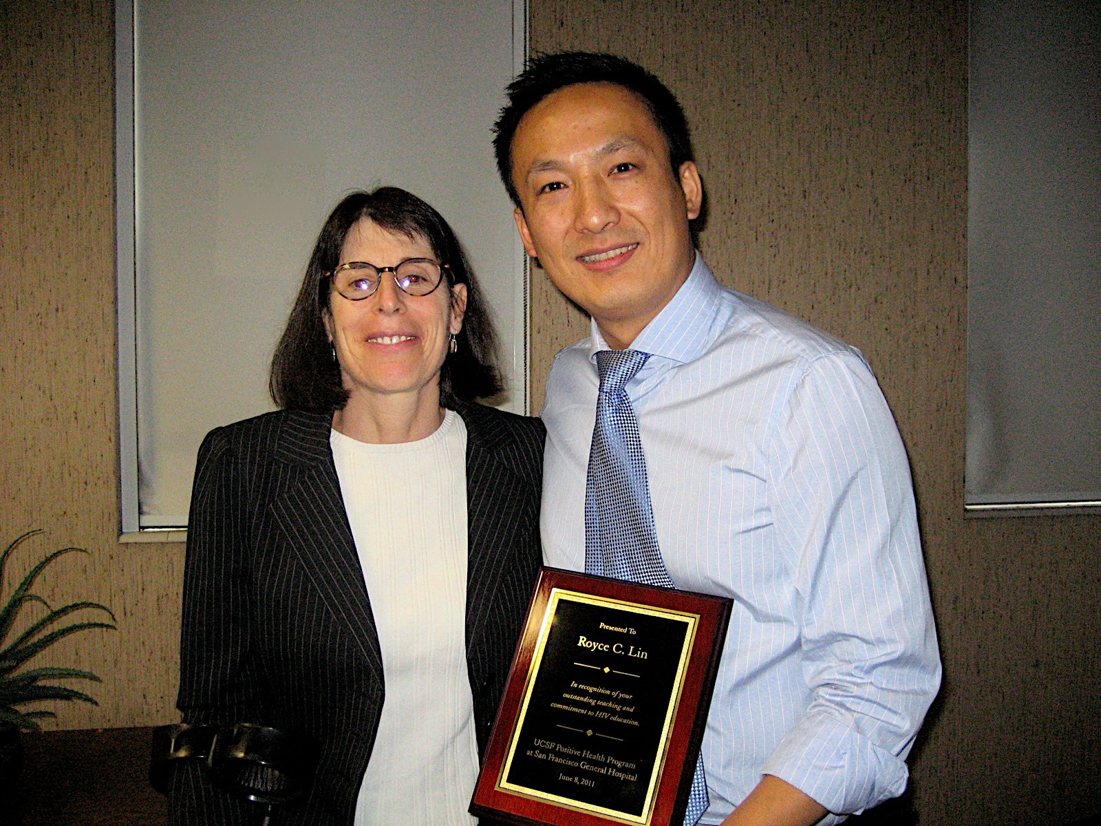 Dr. Meg Newman and 2011 recipient Dr. Royce Lin