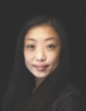 Elizabeth Nguyen headshot